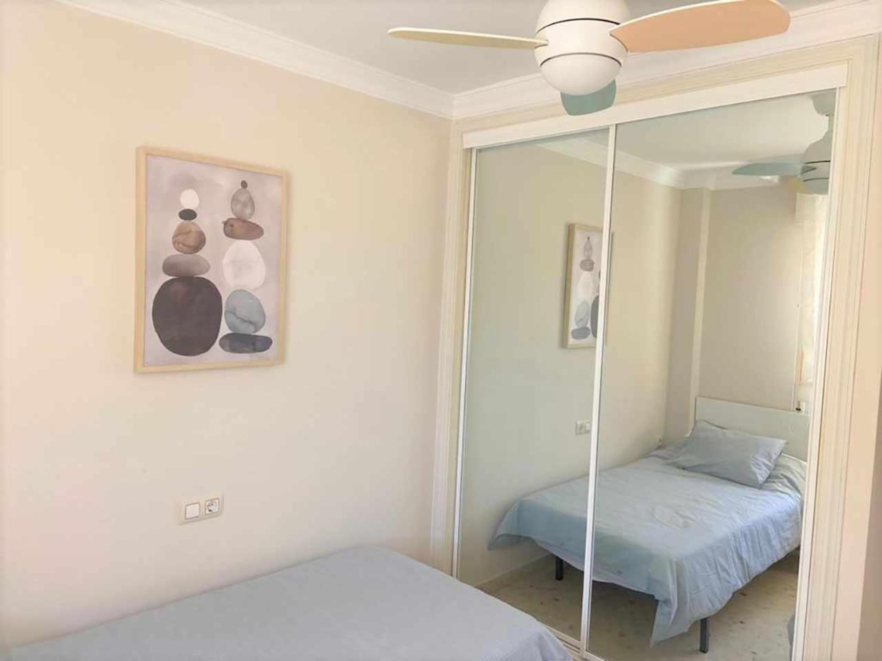 Mar En Calma Benalmadena Apartment Luaran gambar